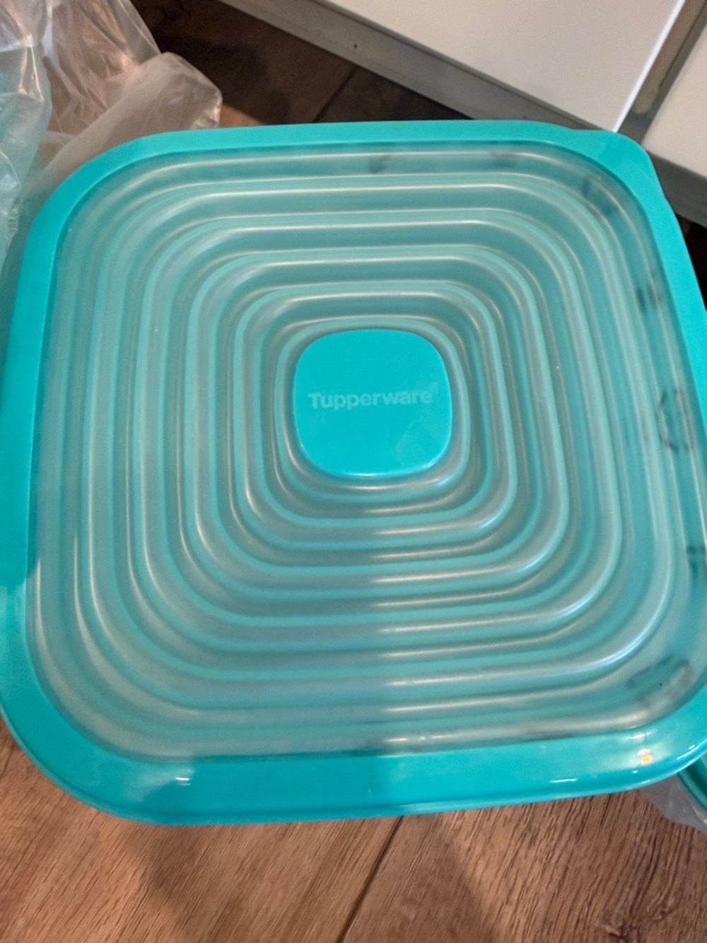 Tupperware Turquoise Square Food Storage Containers - Set of 4 - Picture 5 of 16